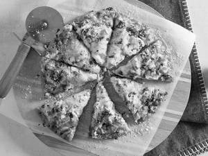 Alfredo Pizza
