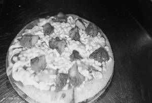 Chicken Tikka Pizza