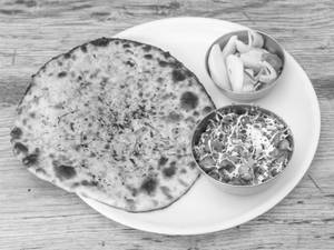 Special Multigrain Atta Se Tayar Kulcha