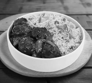 Veg fried rice with gobi manchurian