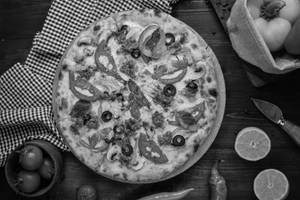 La Veggies Delight Pizza