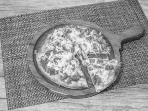 Chicken Tikka Pizza