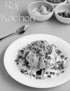 Kachori Chaat