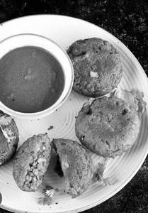Aloo Seengdana Tikki.