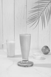 Apple Milk Shake