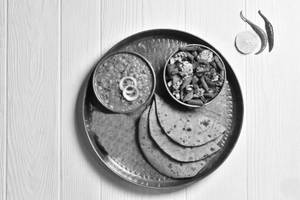 Amritsari Dal + Mixed Veg Thali
