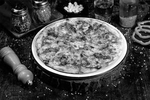 Tandoori Chicken Pizza