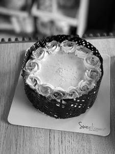 Rose Casta Cake 500 Gms