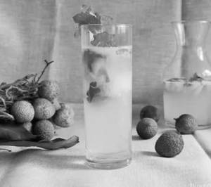 Litchi Mojito