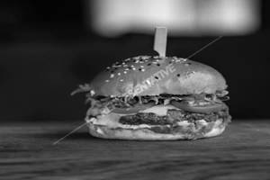 Aloo tikki burger with coke [250 ML]