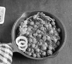 Punjabi Pindi Chole Dry