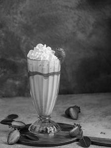 Strawberry Shake