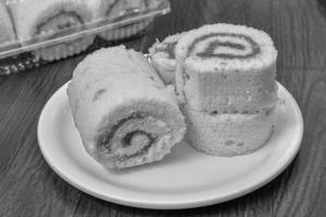 Jam Roll Cake 