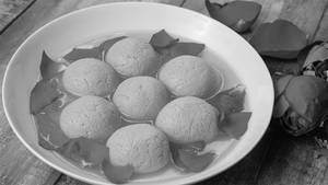 Rose Rasgulla(6pc)