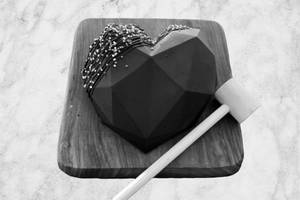 Dark Chocolate Pinata Heart Cake [eggless]                               
