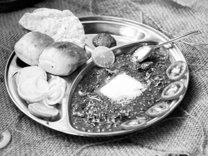 Pav Bhaji (Butter) (250 Gm)