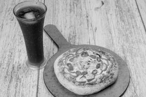 Onion Capsicum Pizza