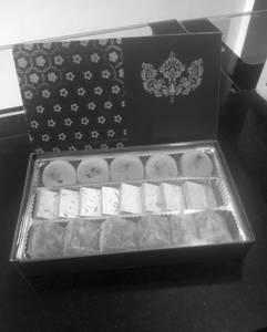 Mathura Peda 5pc+kaju Katli 8pc+turkish Delight 6pc Special Gift Box 