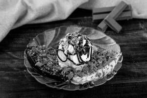 Kitkat Ice-cream Waffle