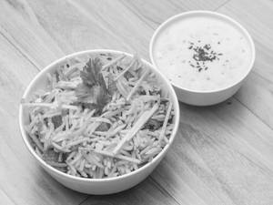 Veg Biryani With Raita