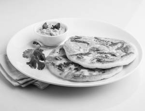 Tomato Onion Uttapam