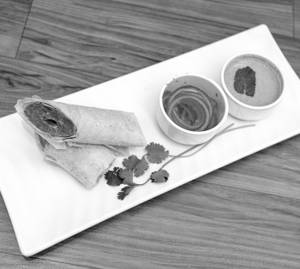 Chicken Seekh Roll  (2 Pcs)     