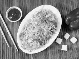 Paneer Capsicum Noodles