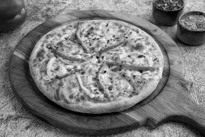Desi Street Style Pizza