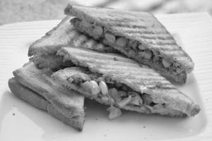 Sweet Corn Sandwich With (french Fries)