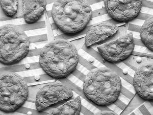 White Chocolate Macadamia 65g (eggless )
