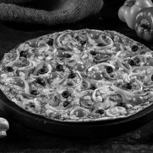 Craft Your Own Veg Pizza