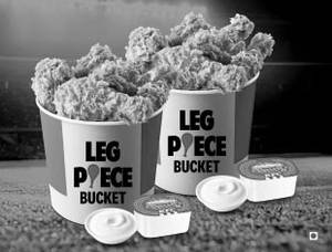 10 pc Leg Piece Bucket & 4 Dips