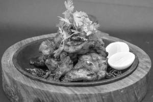 Murgh Angaar Bedgi