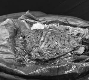 Pomfret Pollichathu
