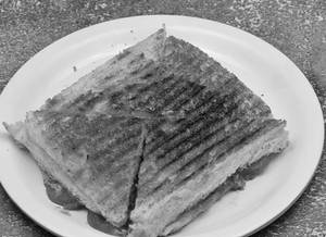 Veg Cheese Sandwich [3 Layer]