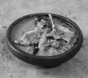 Macher Matha Diye Dal