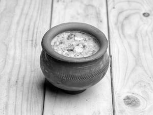 Kesar Pista Matka Kulfi
