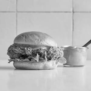 Chicken Burger (Single Chicken Patty+Single Beef Patty)