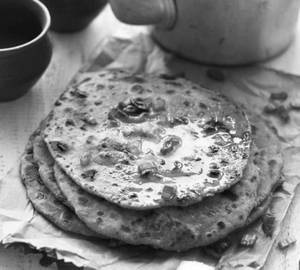 2 Paneer paratha with special tea enjoy healthy and fress Parathas good food good healthy
