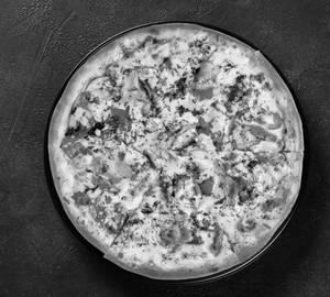 Schezwan Chicken Pizza