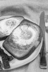 Egg toast