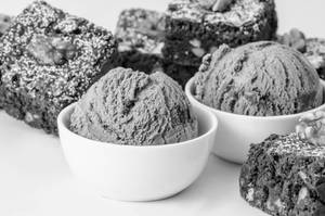 Rich Chocolate Brownie (Scoop)