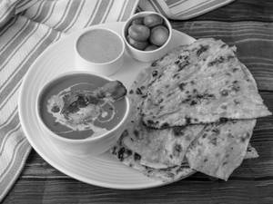 Masala Chicken + 2 Butter Naan