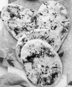 Stuffed naan
