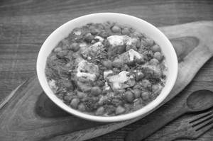 SS Chana Paneer