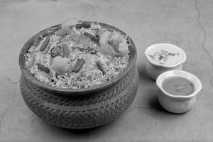 Family Pack Veg Biryani (serves 3-4)