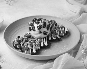 Triple Cookie Mini Pancakes (8 pieces)