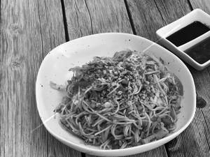 Veg Burnt Chilly Garlic Noodles