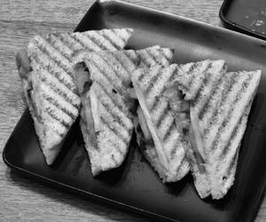 Jain Vegetable Grilled Sandwich