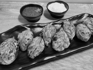 Chicken Tandoori Momos [8 Pieces]